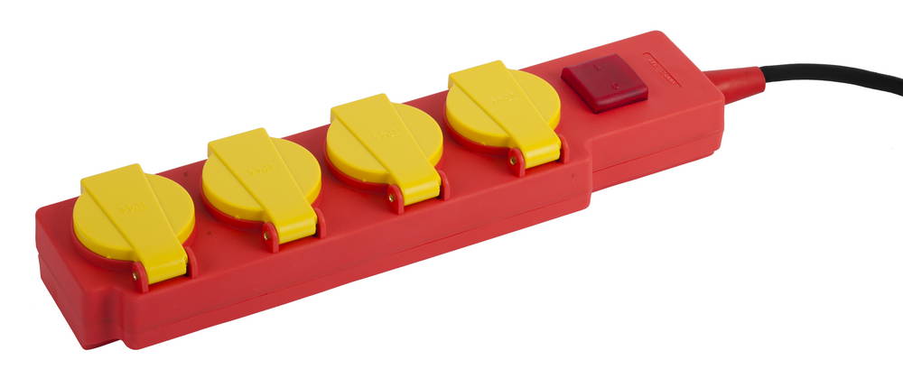 Удлинитель силовой СТРОИТЕЛЬ, 8 м, 3500 Вт, 4 гнезда, с крышками, ПВС 3x1 мм2 СВЕТОЗАР