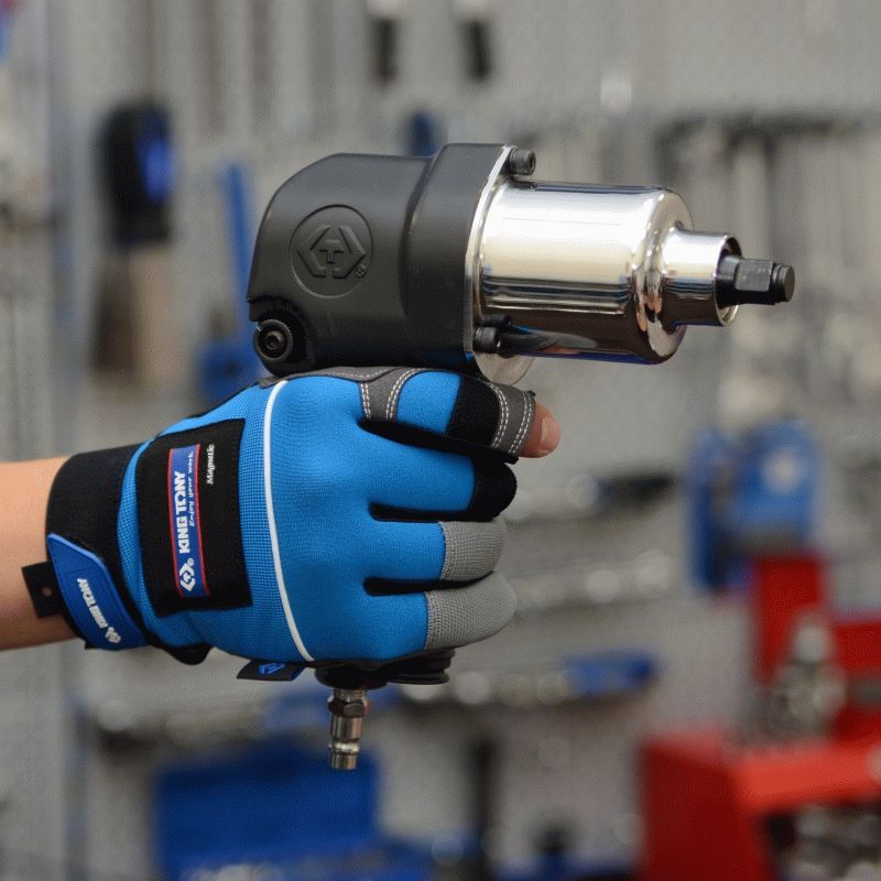 Гайковерт пневматический ударный 1/2", 881 Нм, в комплекте перчатки антивибрационные KING TONY P33411-050E