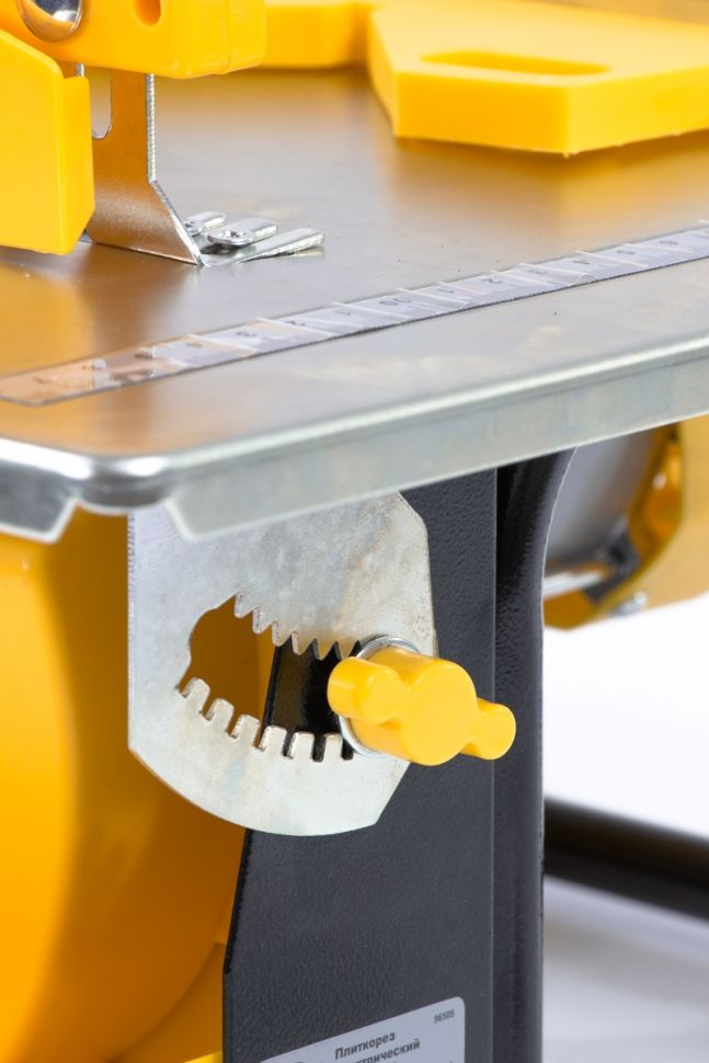 Плиткорез электрический TCD 180 C-1, 600 Вт, диск 180 х 2.2 x 22.2 Denzel